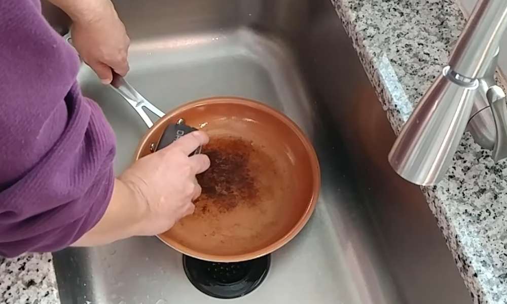 How to Clean Ceramic Cookware