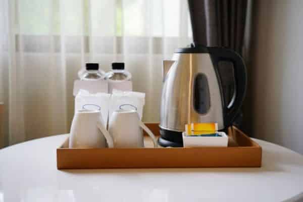 Choosing the Best Electric Tea Kettle 