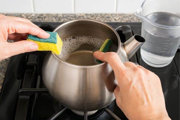 Step-by-Step Guide: How to Clean a Tea Kettle with Vinegar