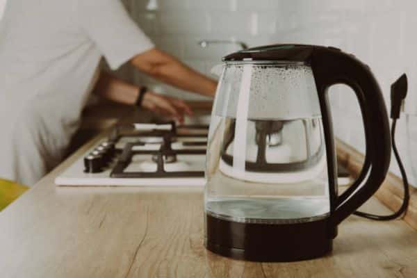 Pro Tips for a Spotless Kettle