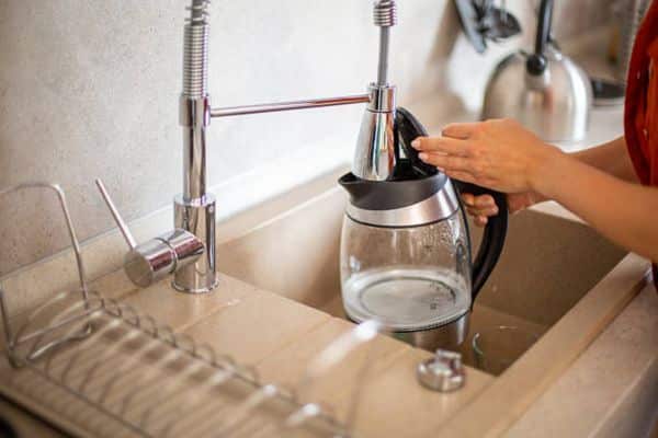 How to Clean a Glass Kettle