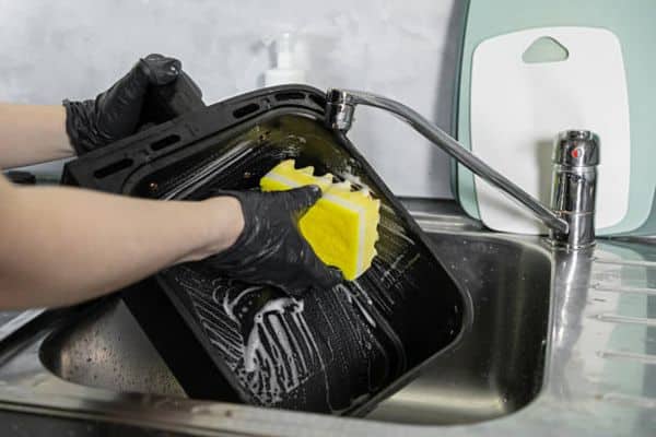 Remove Crumb Tray