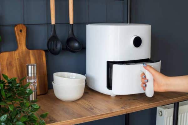  A Clear, Flat Countertop  to Put Air Fryer in Kitchen