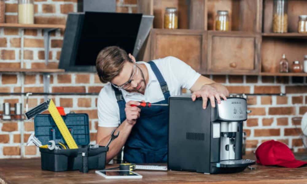 How To Fix Coffee Maker That Leaks Water